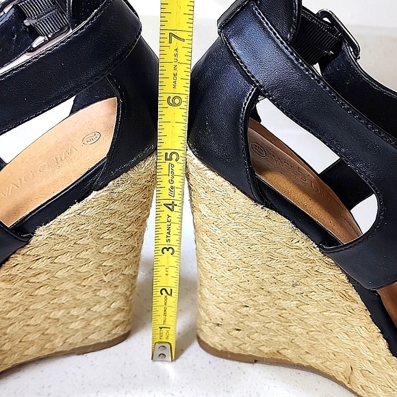 Wild Diva Platform Wedges Size 7 1/2 - Picture 6 of 10